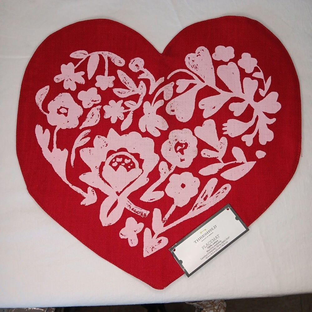 Threshold by Target Heart Shaped Placemats Floral Design Red Pink Valentines Day